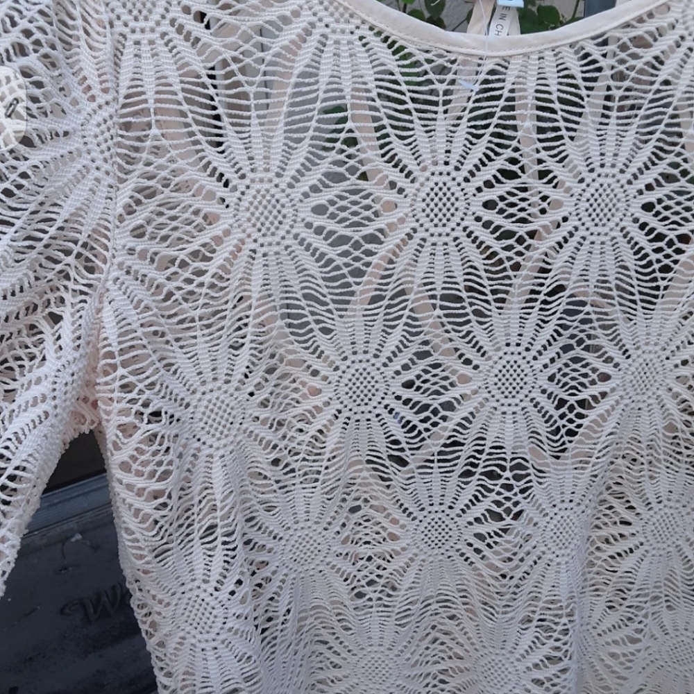 Blouse - Picture 3 of 3